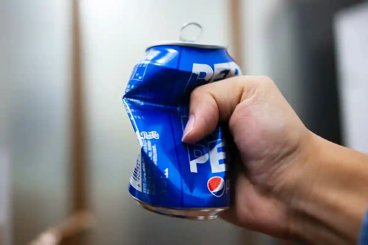 PepsiCo Inc полностью прекратила производство в России. Фото: Long Tang / Pexels.com