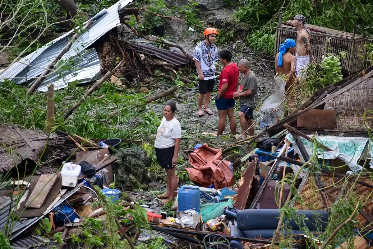 Последствия разрушительного тайфуна на Филиппинах в 2021 году. Фото: Johann Kirby Datoy / shutterstock.com
