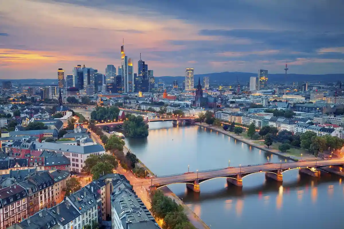 Рейтинг мировых финансовых центров: Франкфурт. Фото: Rudy Balasko / Shutterstock