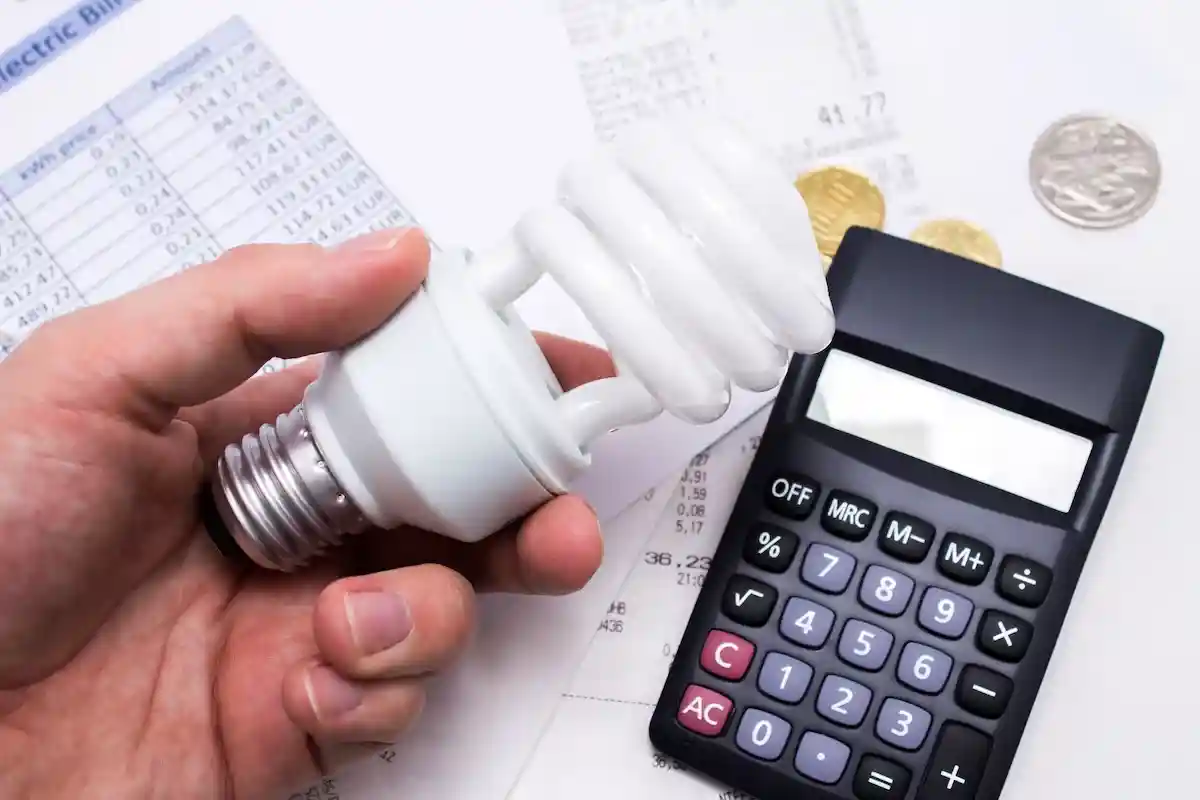 Потребление зависит и от энергоэффективности. Фото: Daniel Krason / Shutterstock.com
