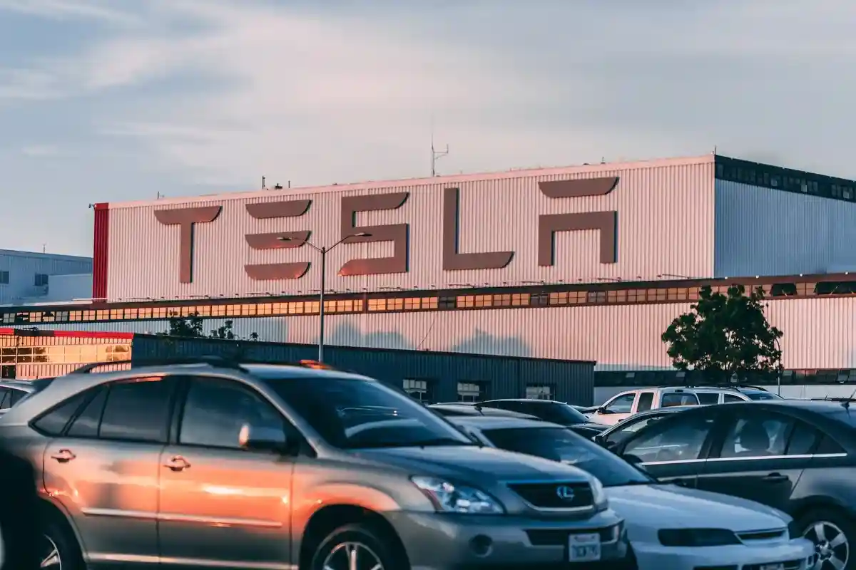 Автопилот Tesla Model Y получил высшую оценку в тестах безопасности