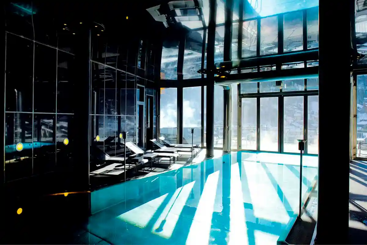 Топ-3: самые лучшие отели: The Omnia. Фото: swimming pool / the-omnia.com
