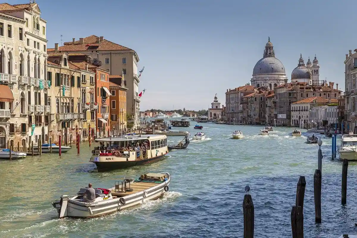 5 курортов, переполненных туристами: Венеция. Фото: Neil Morrell / Pixabay.com