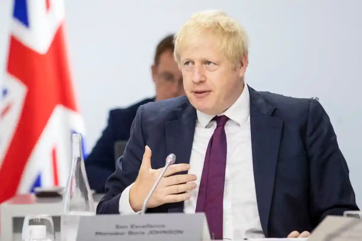 Борис Джонсон пытается вернуться на пост премьер-министра. Фото: UK Government / wikipedia.org