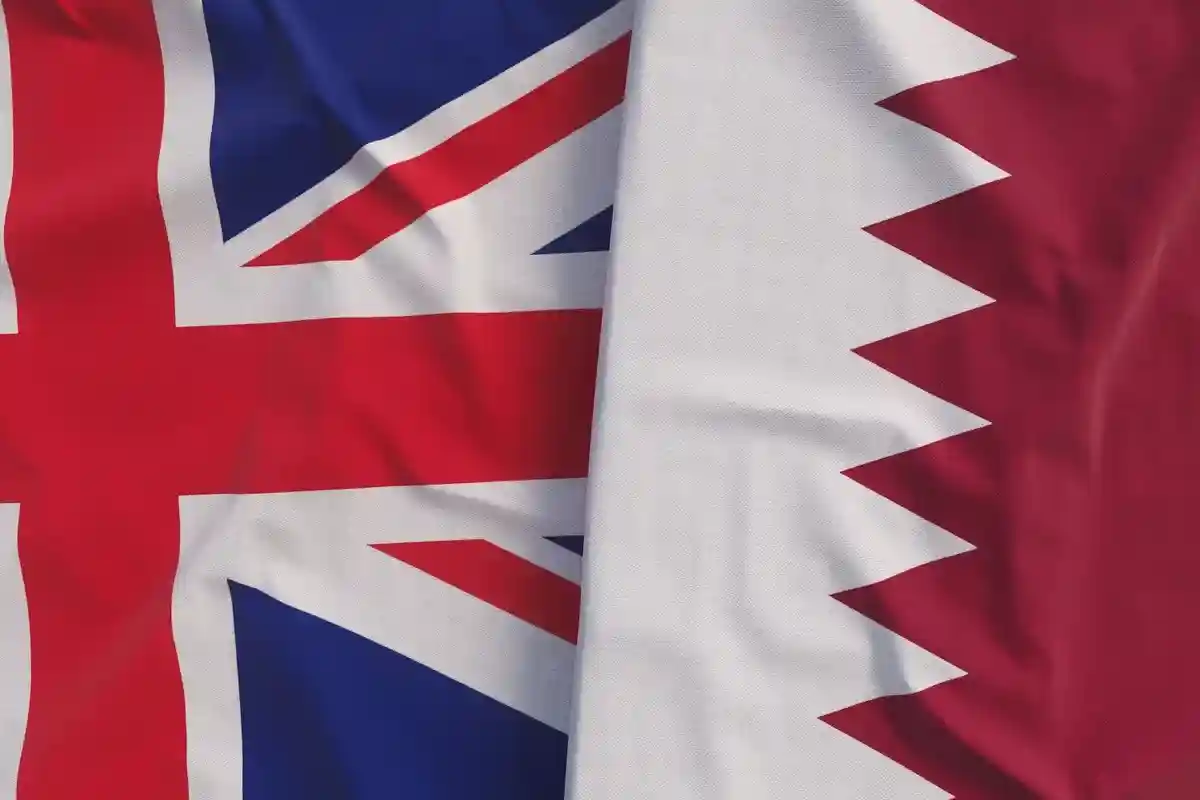 Британского министра критикуют за компромисс с Катаром.