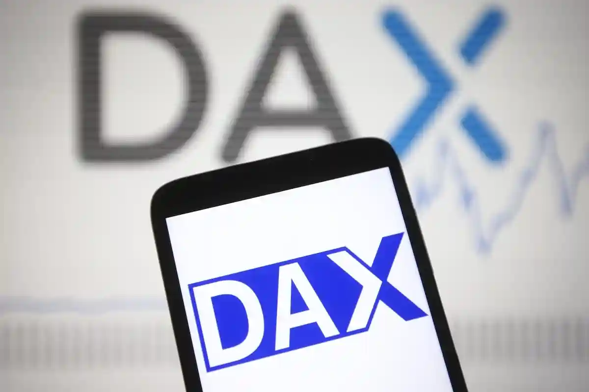 Dax вырос до 13 000