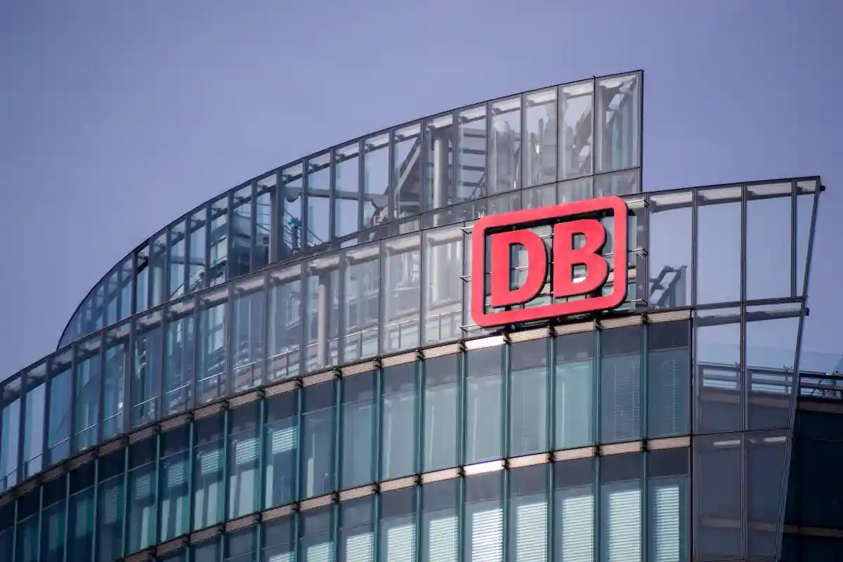 Deutsche Bahn хочет нанять