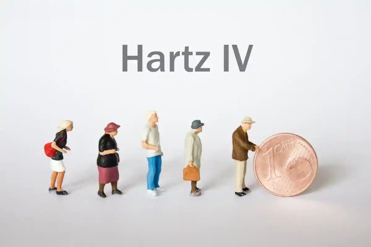 С текущими выплатами достойная жизнь с Hartz IV невозможна. Фото: Christoph Scholz / flickr.com