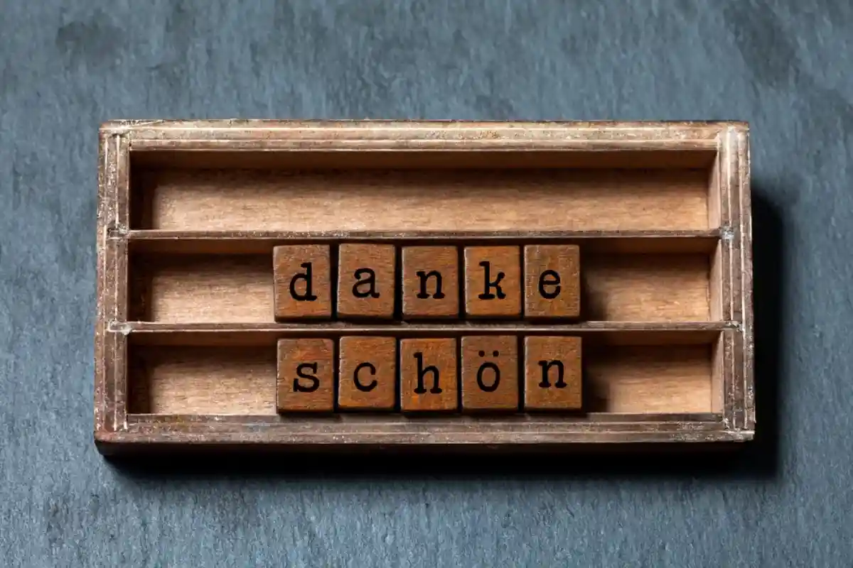 Если вы не знаете, как сказать «Спасибо» на немецком, скажите на английском — вас поймут. Фото: Besjunior / Shutterstock.com