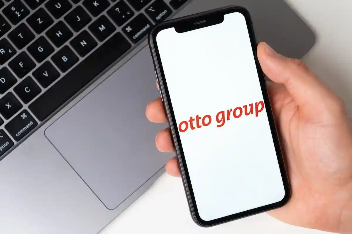 Компания Otto Group переводит сотрудников на удаленный формат работы. Фото: Vladimka production / Shutterstock.com
