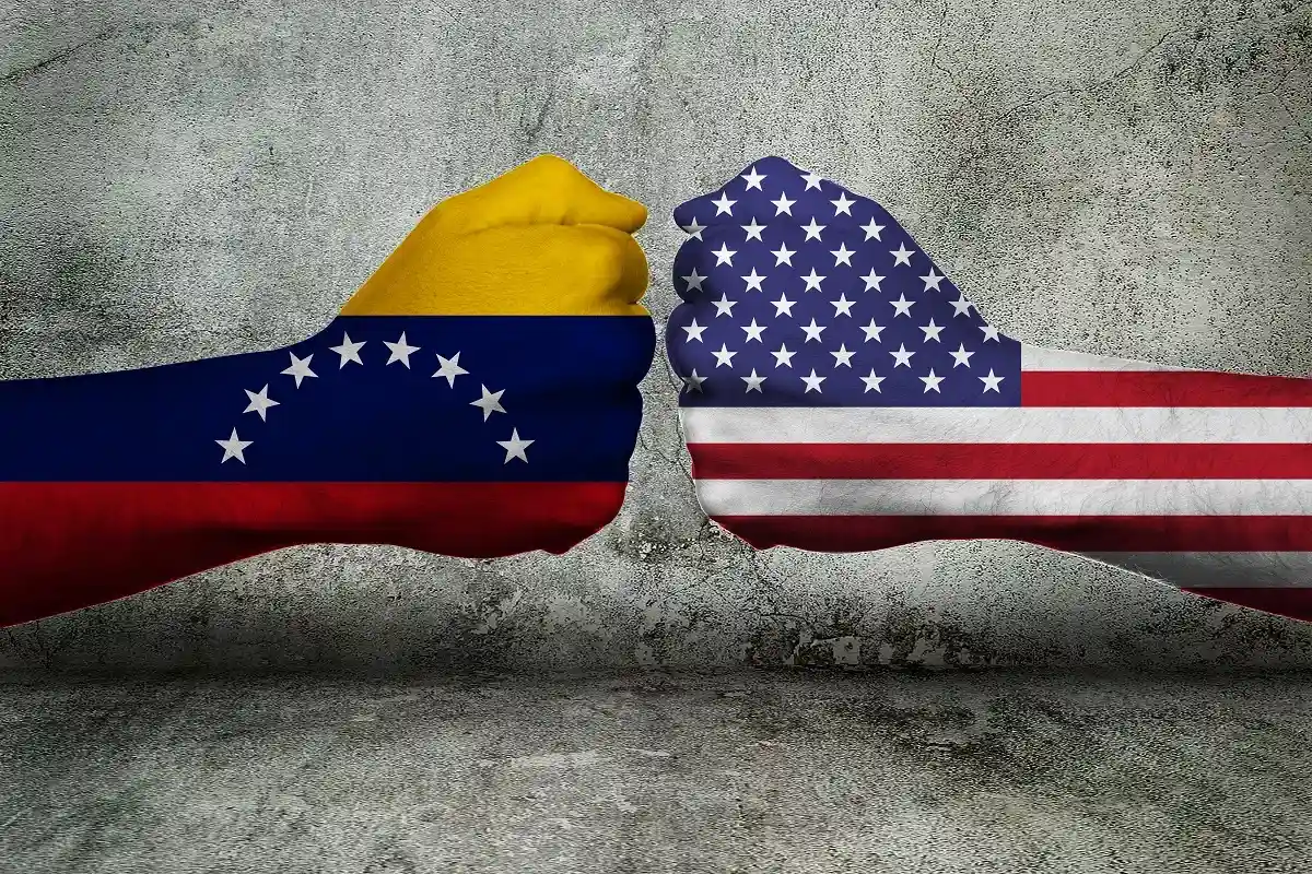 Вашингтон может ослабить санкции против Венесуэлы, чтобы увеличить поставки нефти на мировой рынок. Фото: LukeOnTheRoad / shutterstock.com