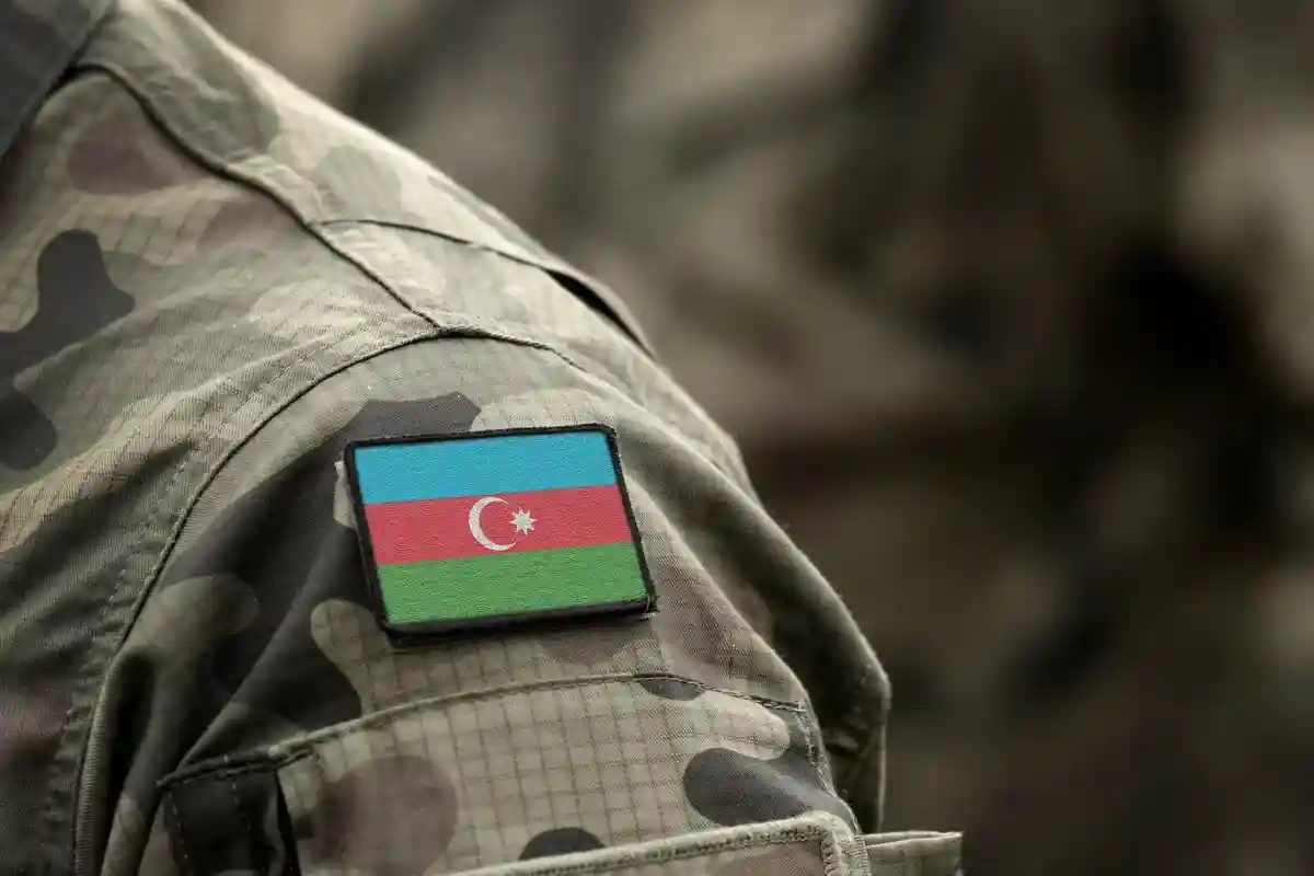 В ходе конфликта в 1992-1994 Баку утратил контроль над Карабахом. Фото:  Bumble Dee / shutterstock.com