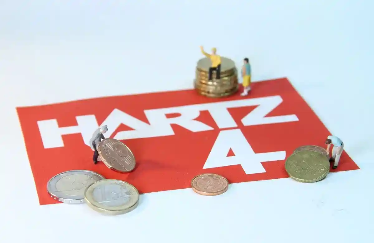 Получатель Hartz IV требует повышения ставки