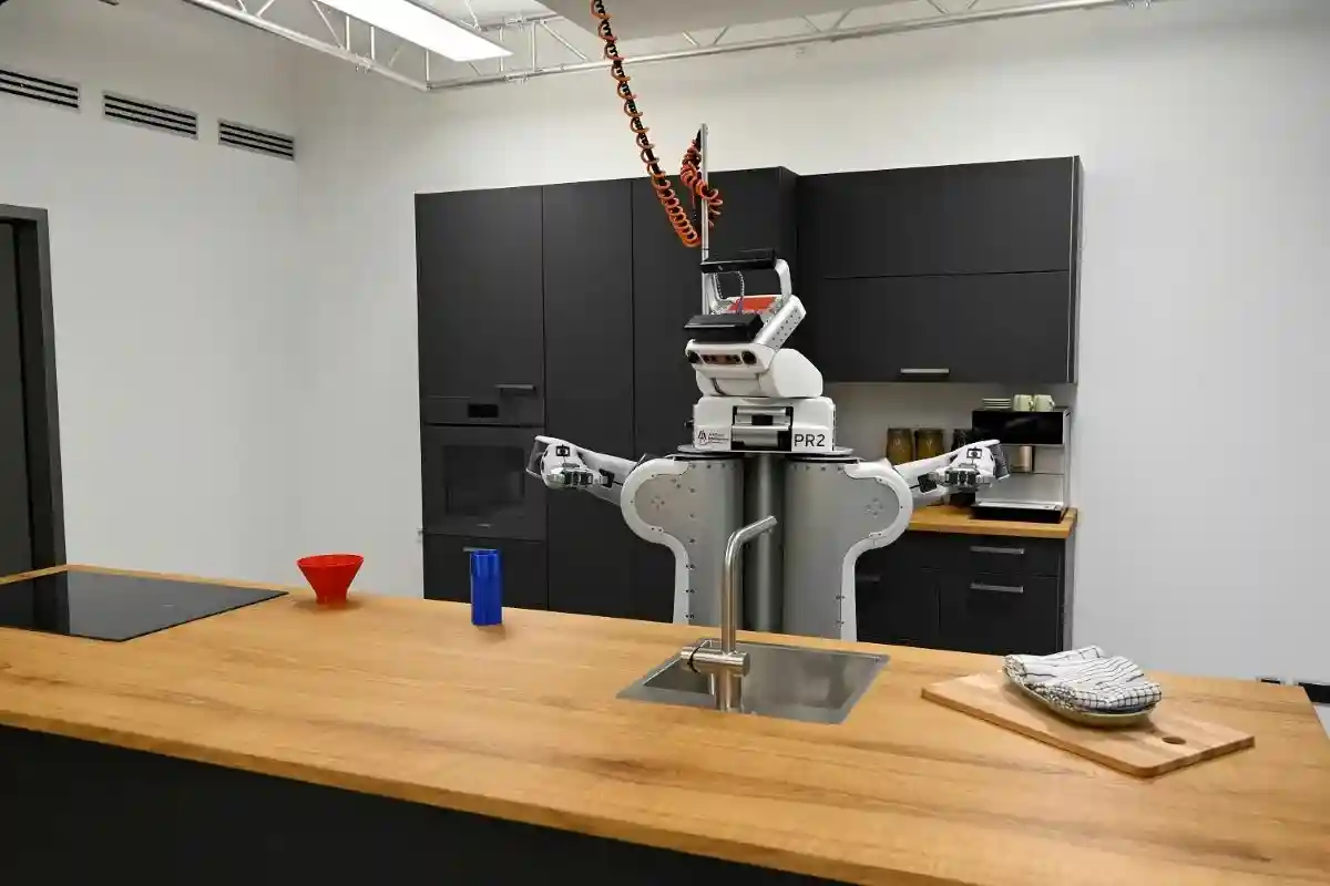 Роботов готовят к работе на кухнях