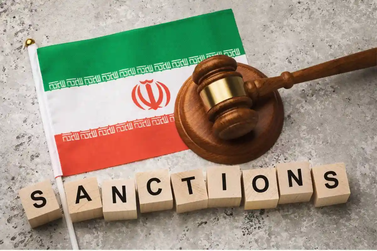 Германия планирует ввести санкции против Ирана из-за подавления протестов. Фото: SergeyCo / Shutterstock.com