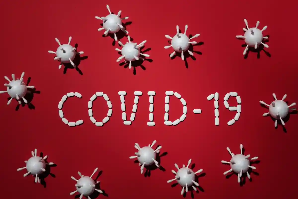 Совпадение волн COVID-19 и гриппа: прогноз вирусолога из Мюнхенского технического университета. Фото: Edward Jenner / pexels.com