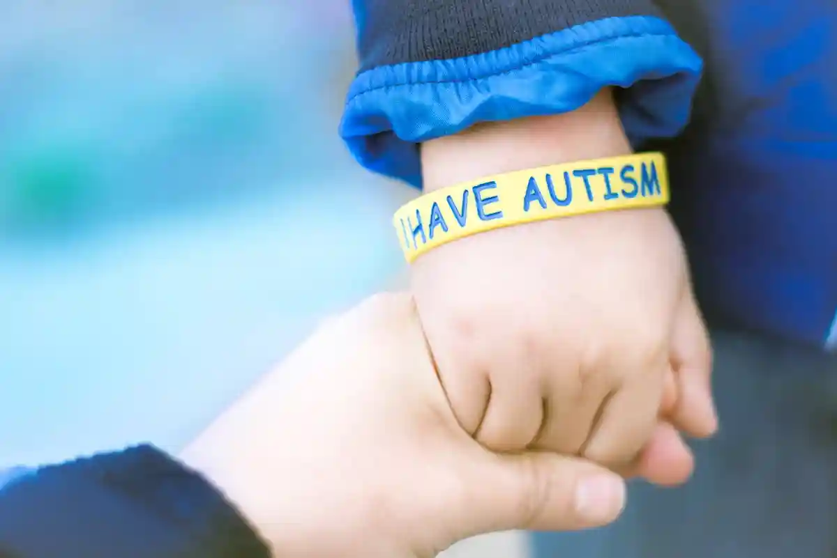 Центр поддержки аутистов помогает стать независимыми и самостоятельными всех, кто обратился за помощью. Фото: Zara Photo Factory / Shutterstock.com