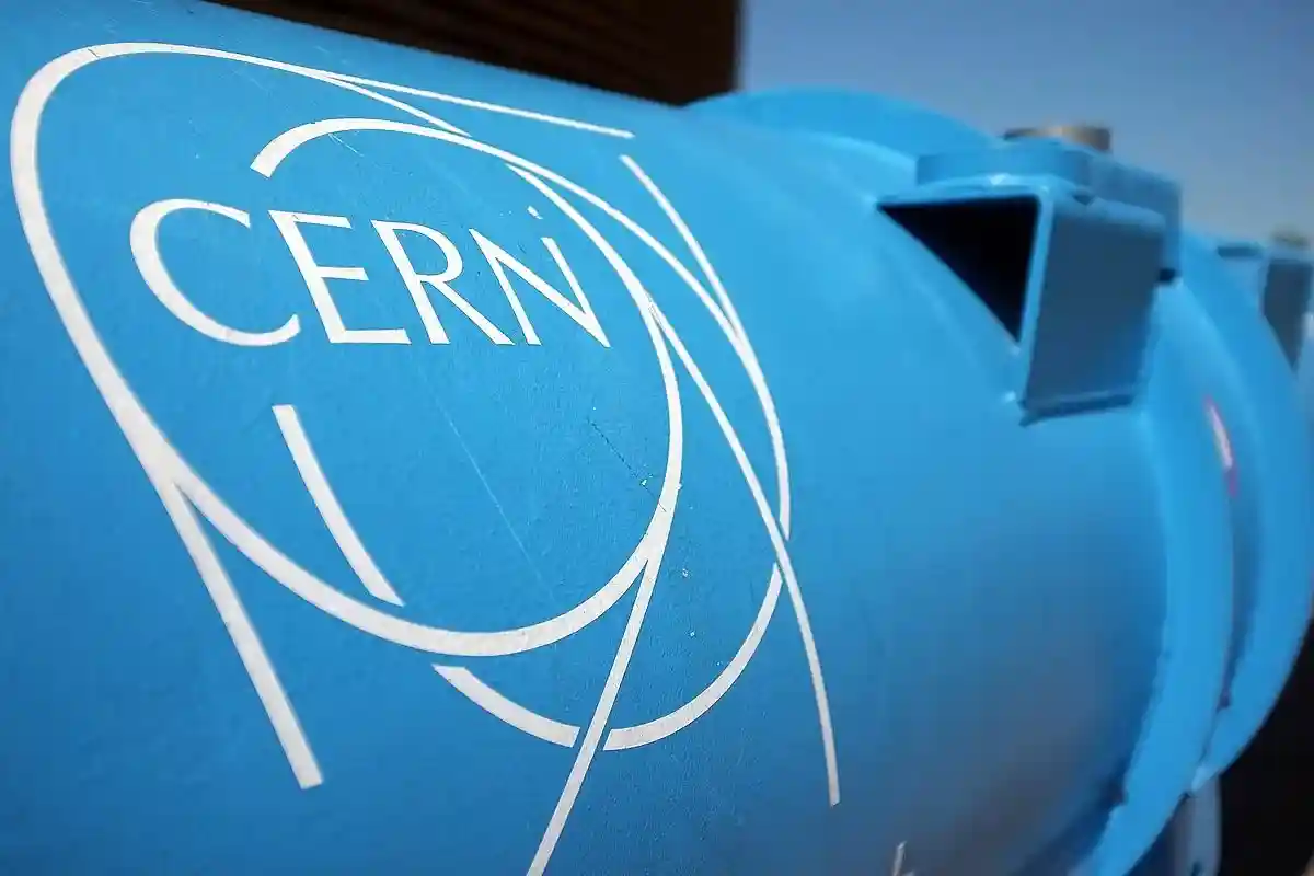 Ученые из CERN считают, что элементарные частицы можно успешно применять для лечения рака. Фото: flicker.com xlibber / commons.wikimedia.org