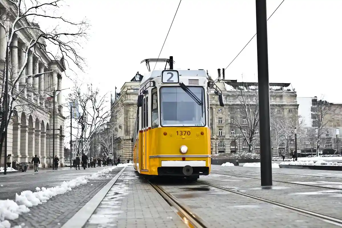 В Польше мужчина угнал трамвай из депо и возил на нем пассажиров. Фото: Andrea Piacquadio / pixels.com