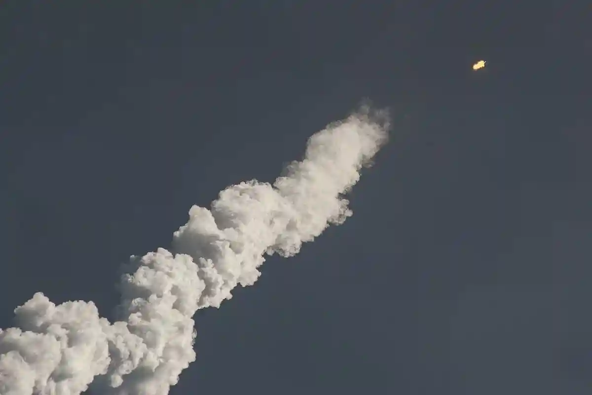Как запуск ракет ускоряет глобальное потепление из-за влияния на озоновой слой. Фото: SpaceX-Imagery / pixabay.com