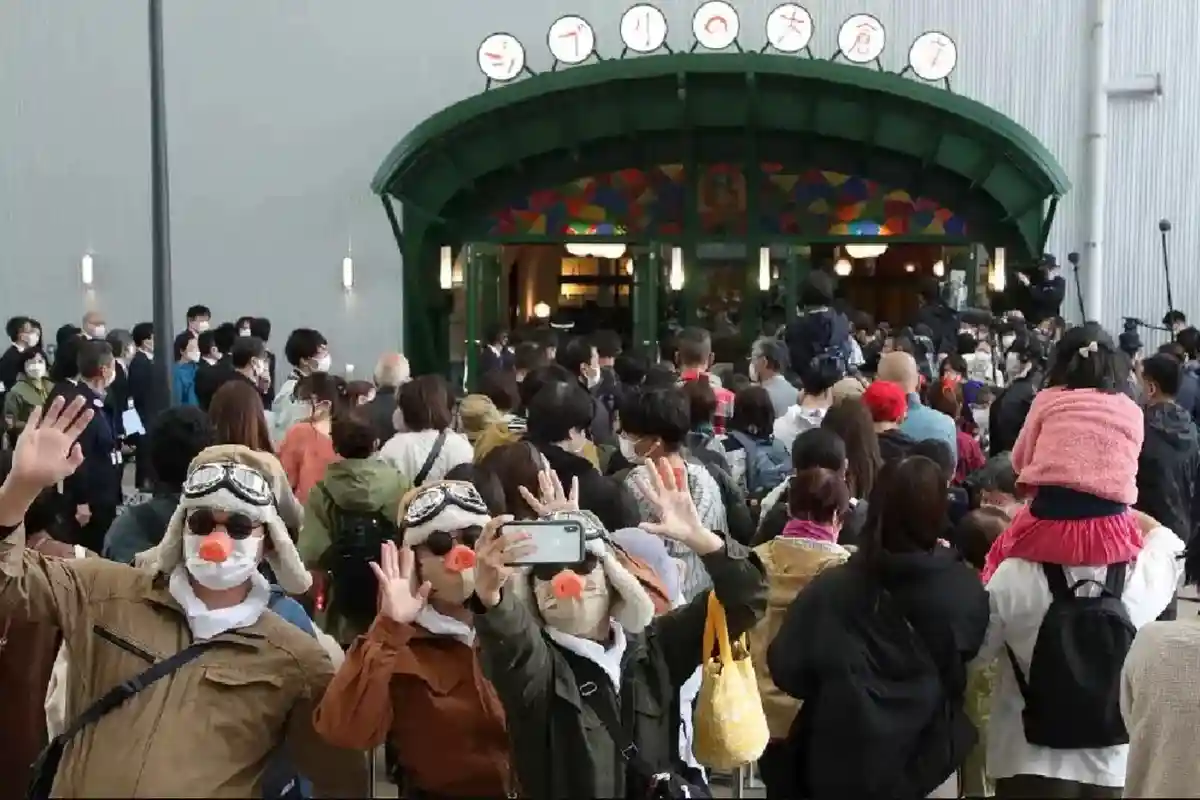 В Японии официально открылся парк студии «Гибли». Фото: Tomohiro Ohsumi / Getty Images