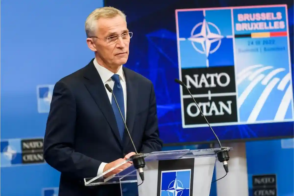 До переизбрания нынешнего генсека НАТО Йенса Столтенберга еще достаточно времени. Фото: Gints Ivuskans / shutterstock.com