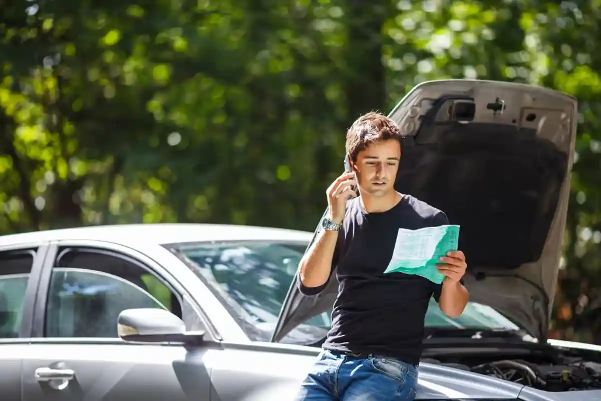 Смена автострахования в Германии: что надо знать водителям. Фото: l i g h t p o e t / Shutterstock