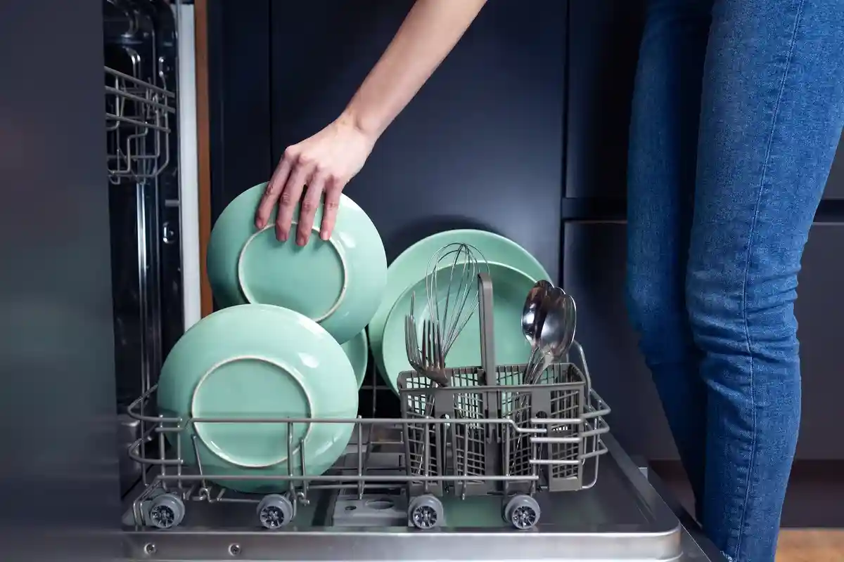 Хитрость для быстрой сушки в посудомоечной машине