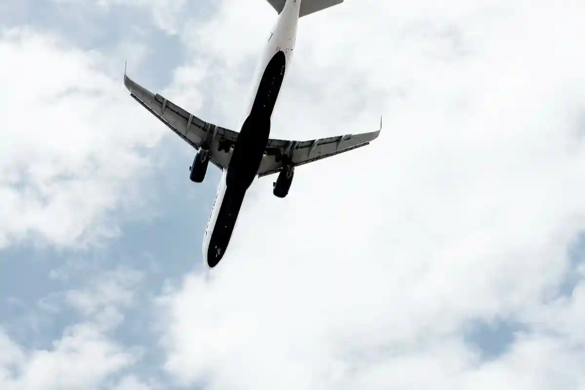 Запрет на полеты: черные списки авиакомпаний фото 1