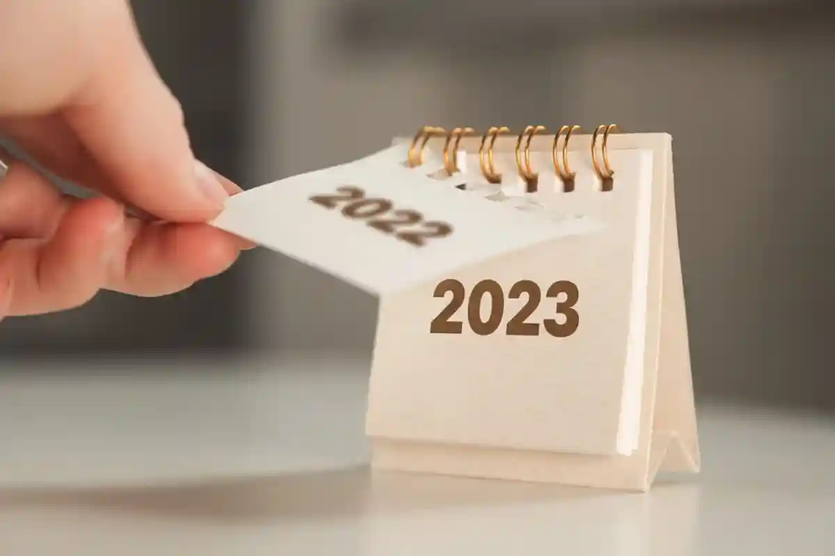 каким будет 2023 год / xalien / shutterstock.com