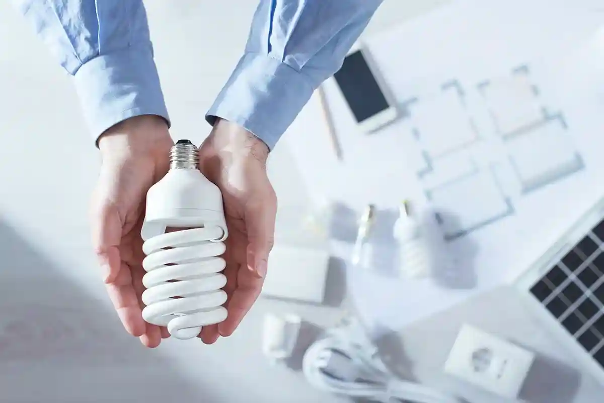 Прекращение производства энергосберегающих ламп с февраля 2023 года. Фото: Shutterstock.com