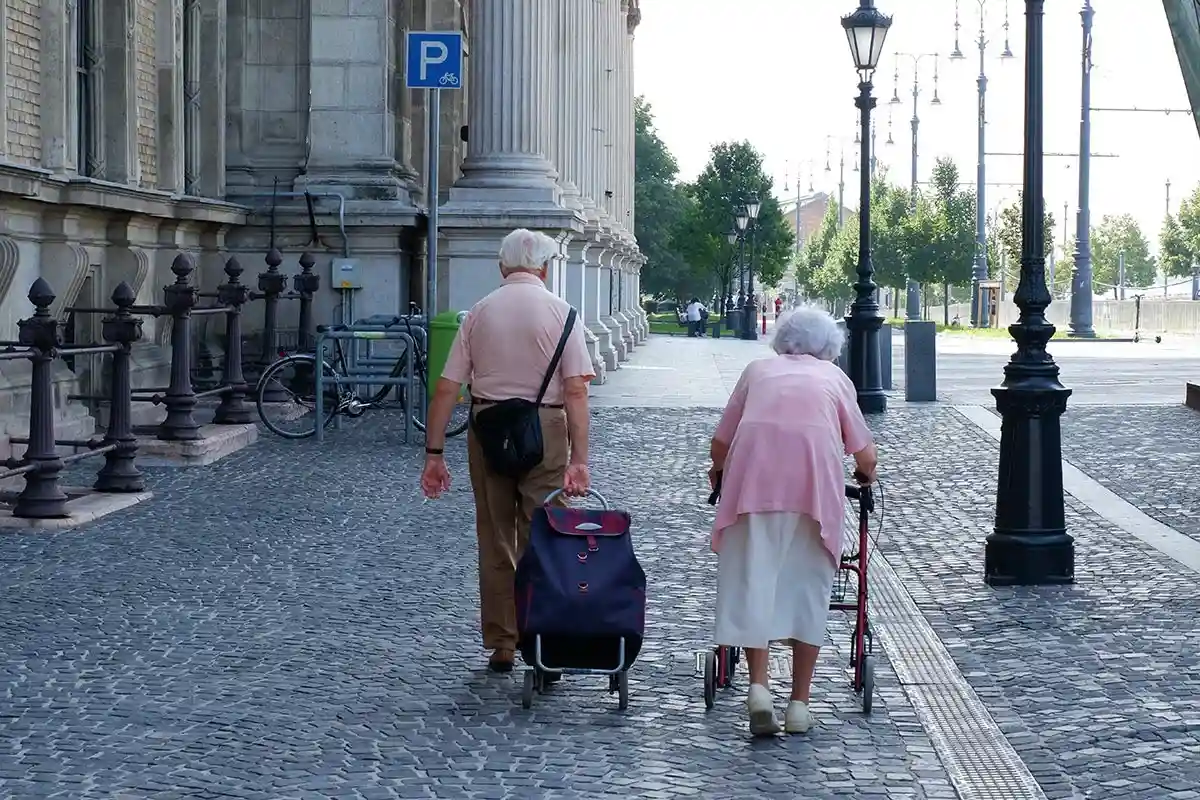 Сколько нужно работать, чтобы получать пенсию в Германии