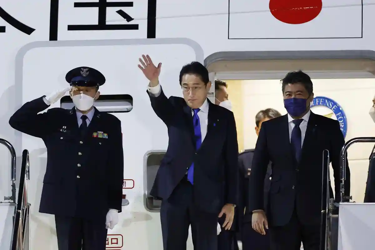 Глава правительства Японии Кисида посетит Европу и США