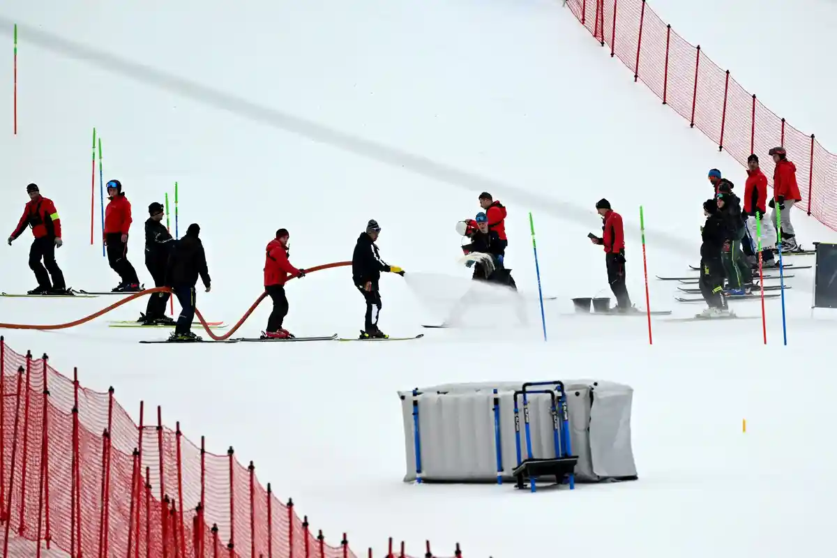 Горные лыжи - Кубок мира в Гармиш-Партенкирхене