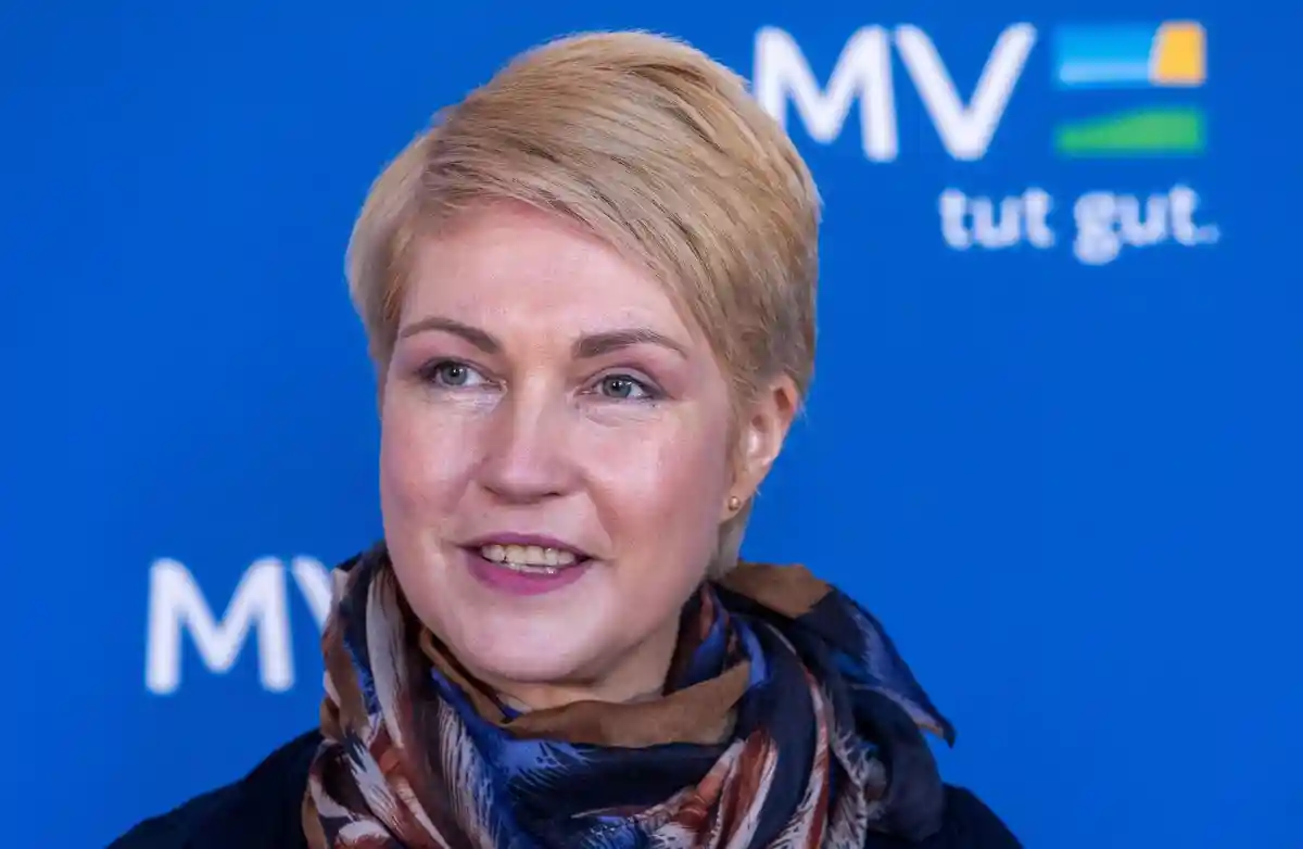 Швезиг: Мерц профилирует партию за счет мигрантов