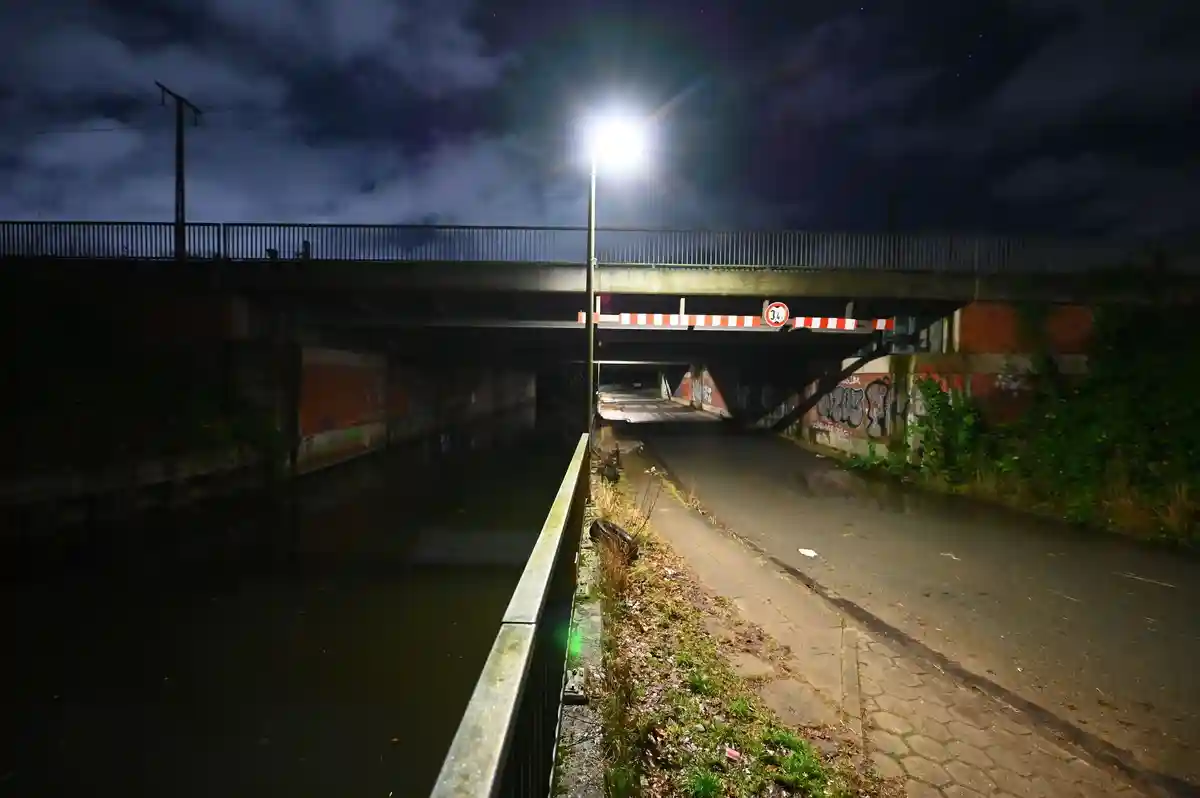 Полиция Гамбурга: рыболов нашел части тела в канале