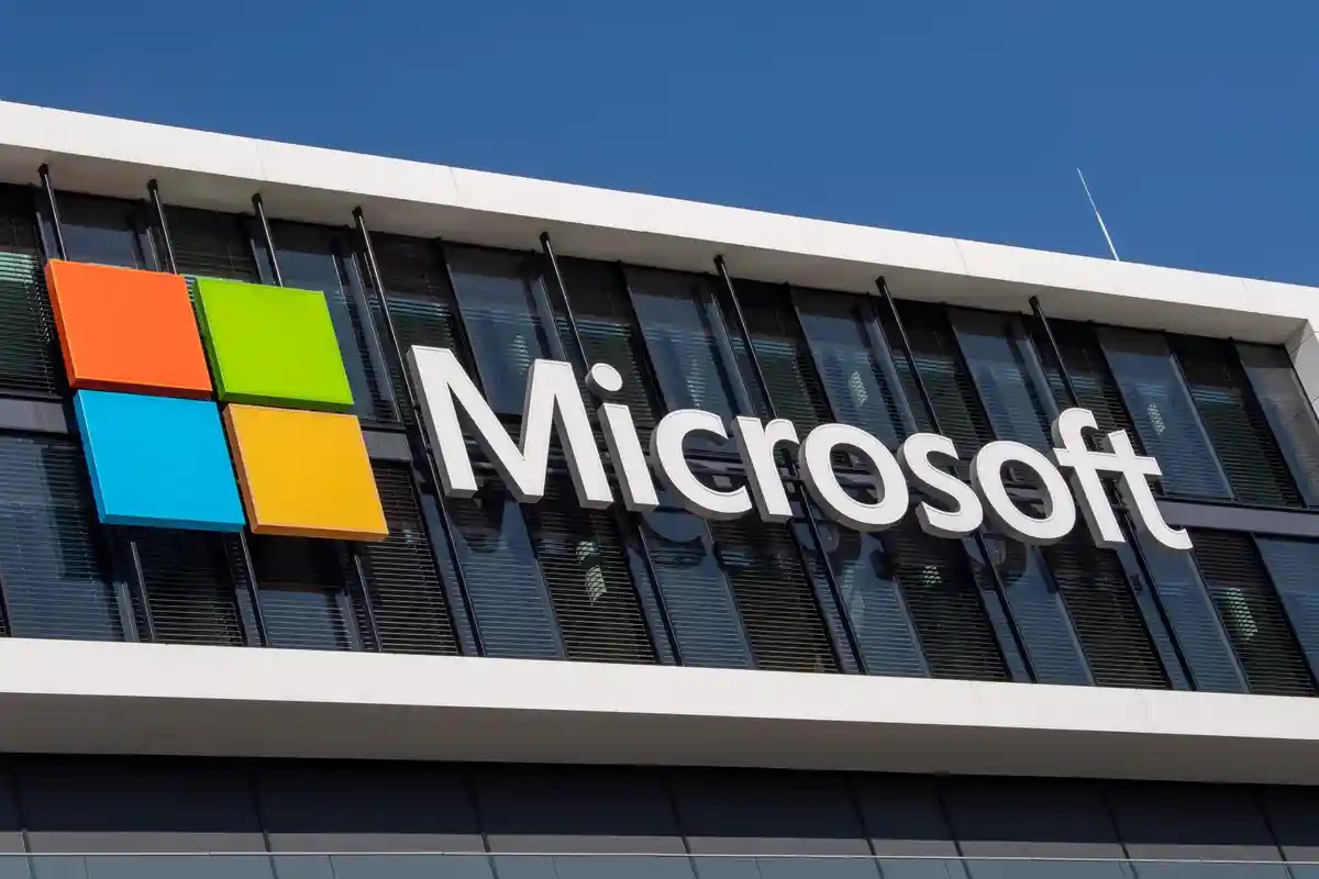 Microsoft сократит 10 000 рабочих мест