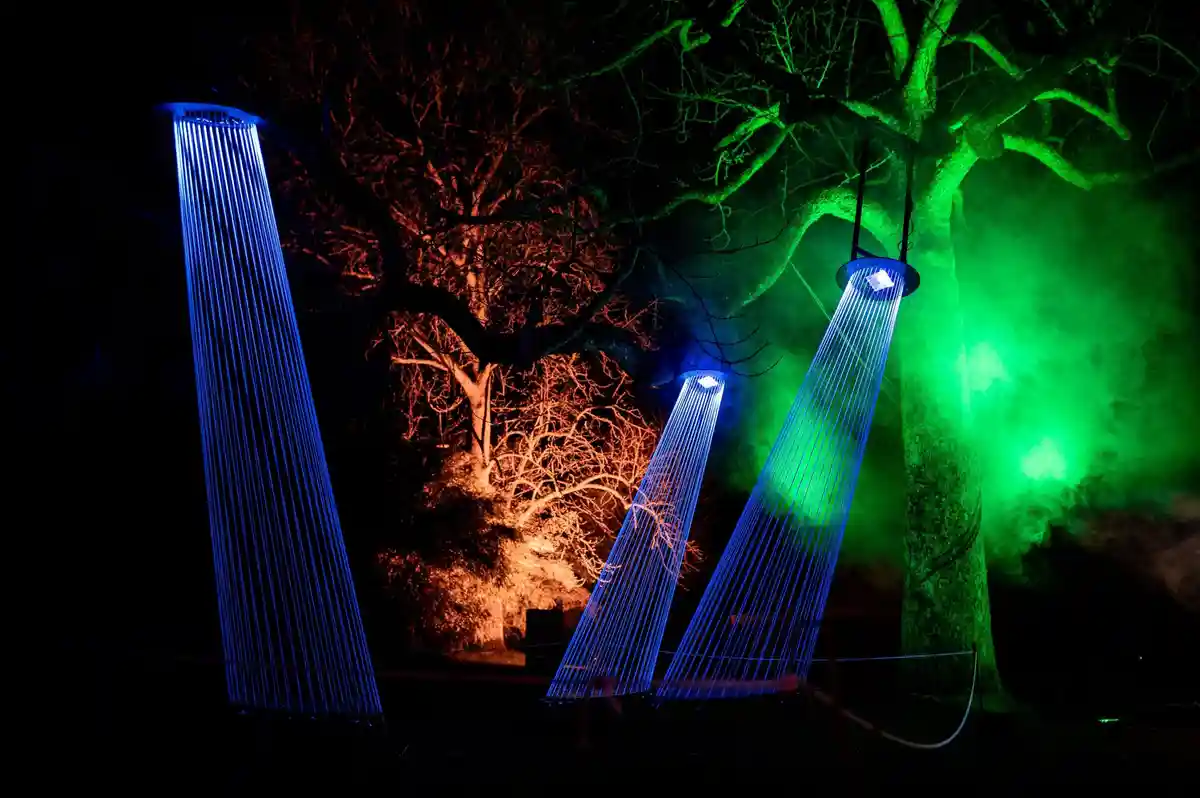 Парковые фонари в Гругапарке