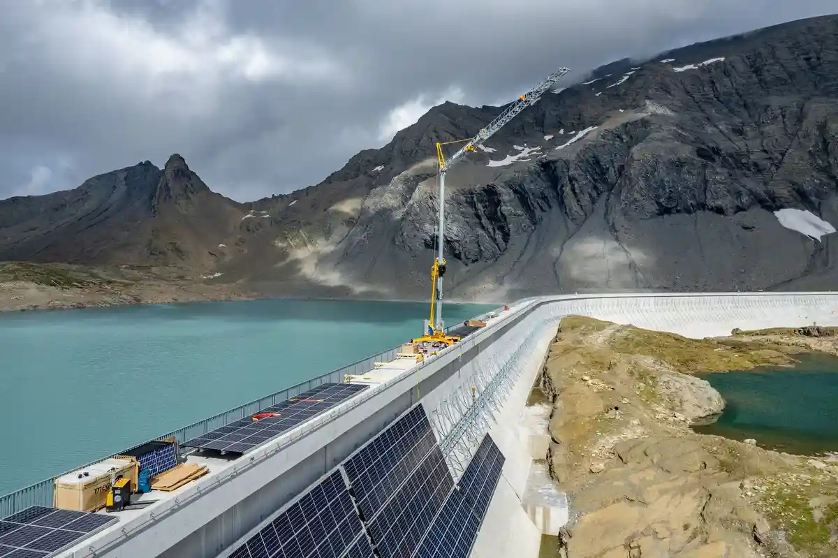 Жители против установки солнечных панелей в Альпах