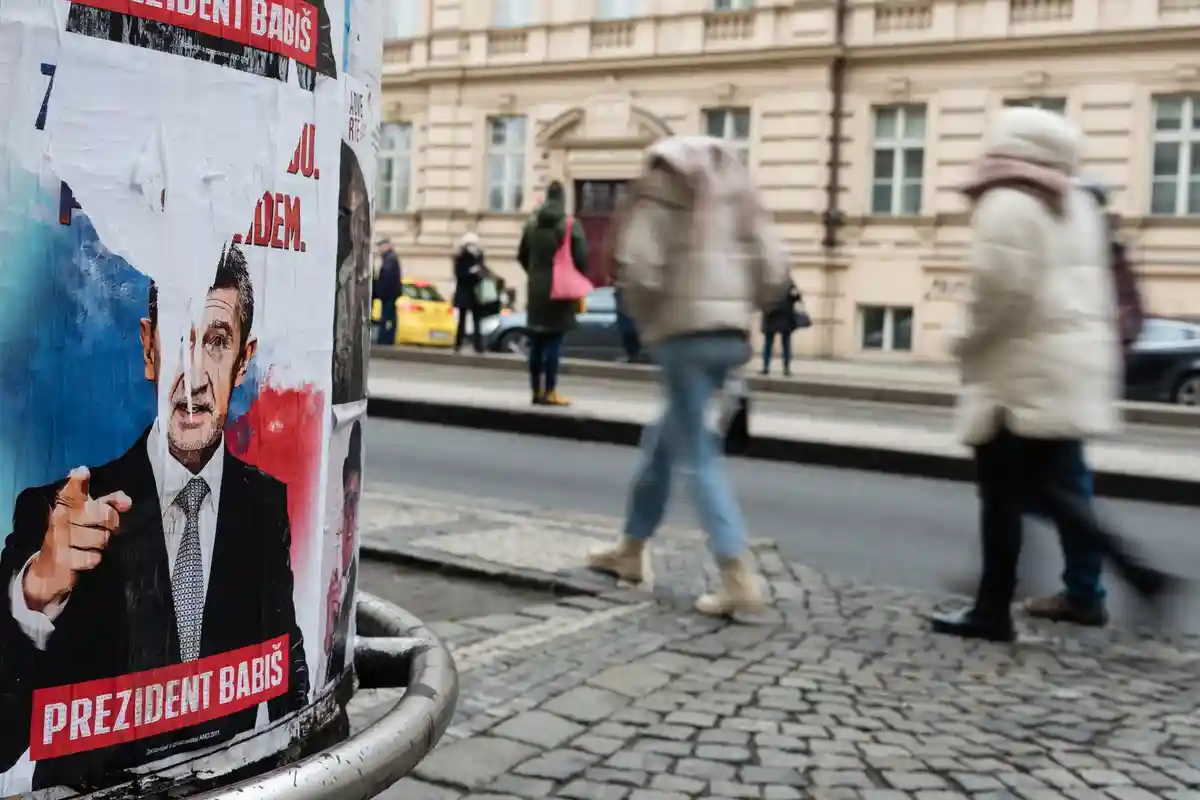 Высокая явка на второй тур президентских выборов в Чехии