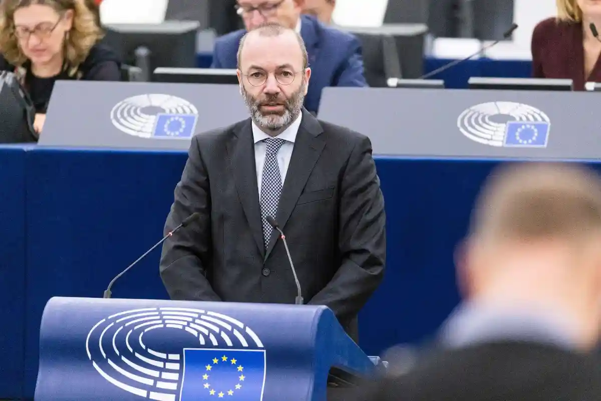 Вебер призывает к смене курса в миграционной политике ЕС