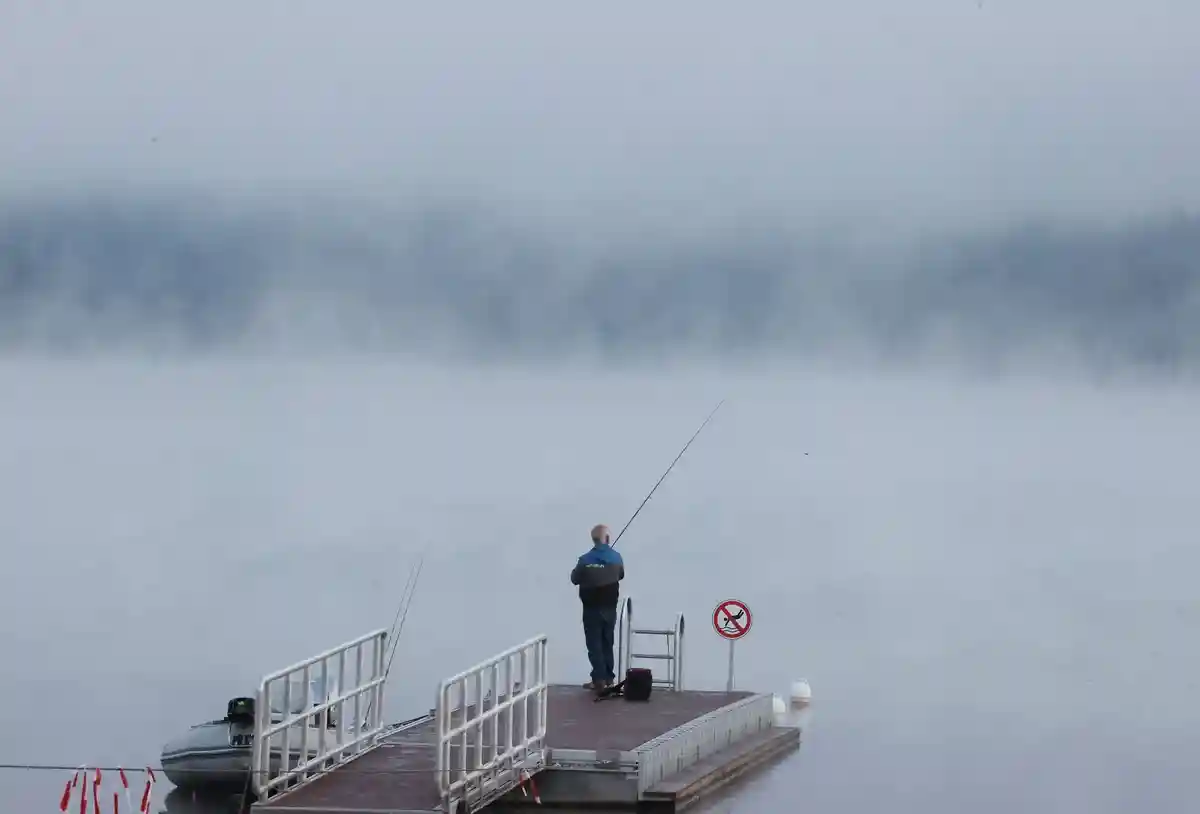 Рыбаки в утреннем тумане