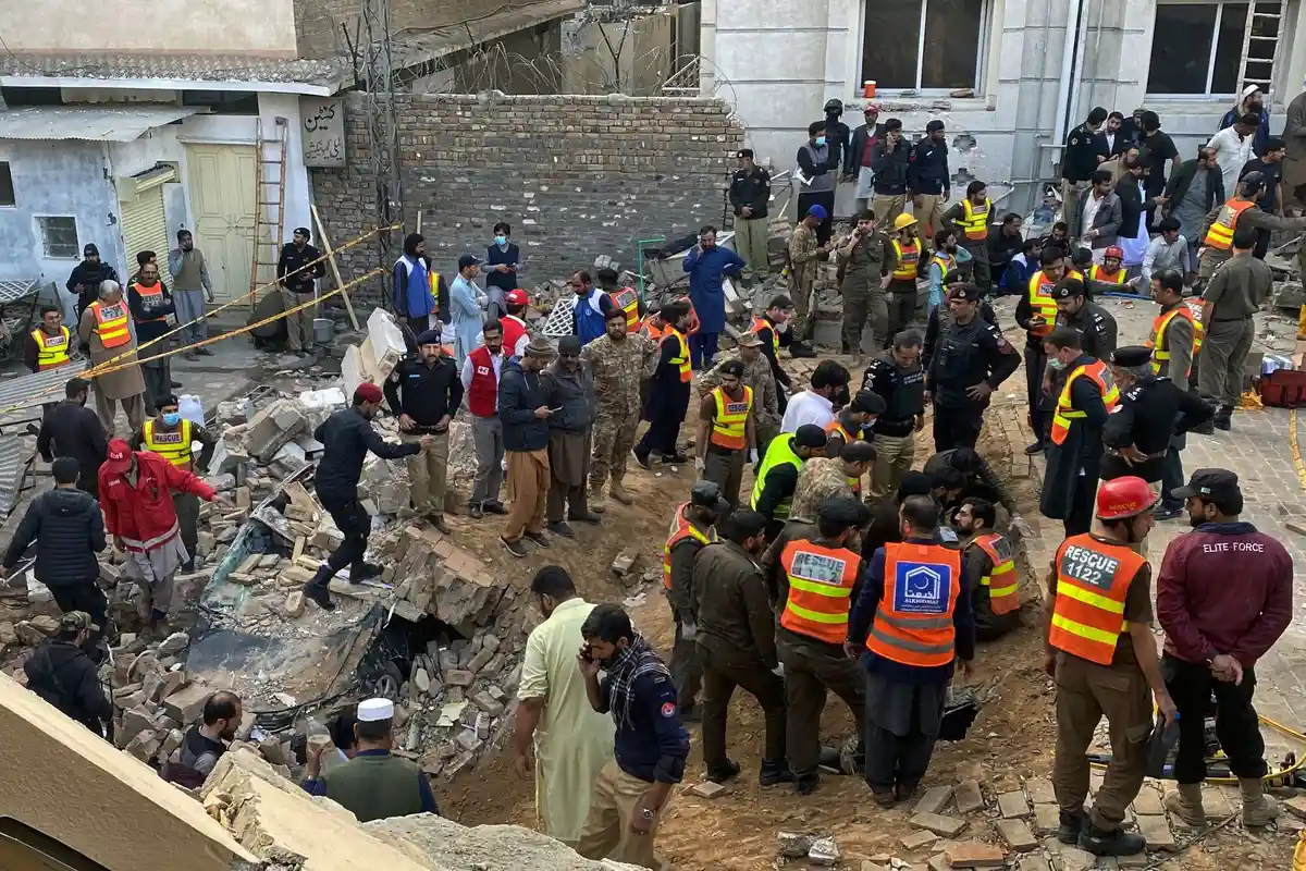 Теракт в Пакистане: Число погибших достигло 89 человек