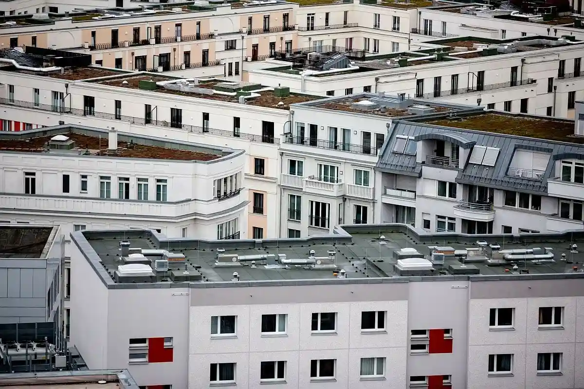 На крышах домов можно построить 250000 новых квартир