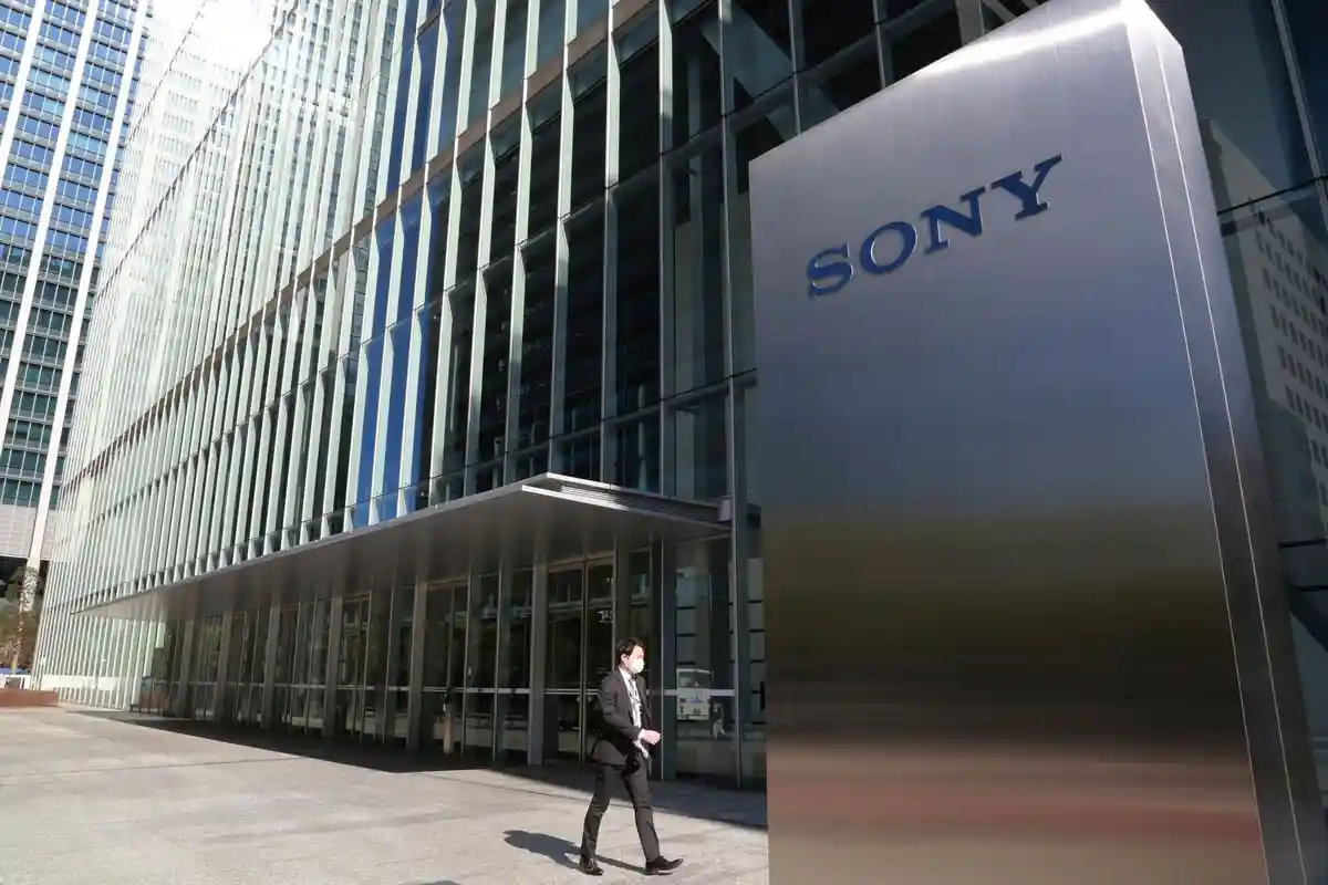 Sony повысила прогноз прибыли из-за продаж Playstation-5