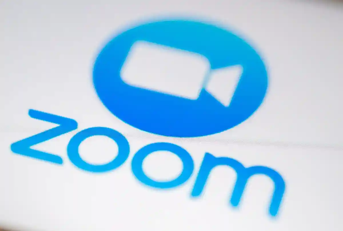 Zoom уволит 15 % своих сотрудников