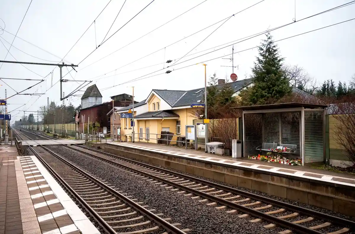 После нападения с ножом в поезде между Килем и Гамбургом