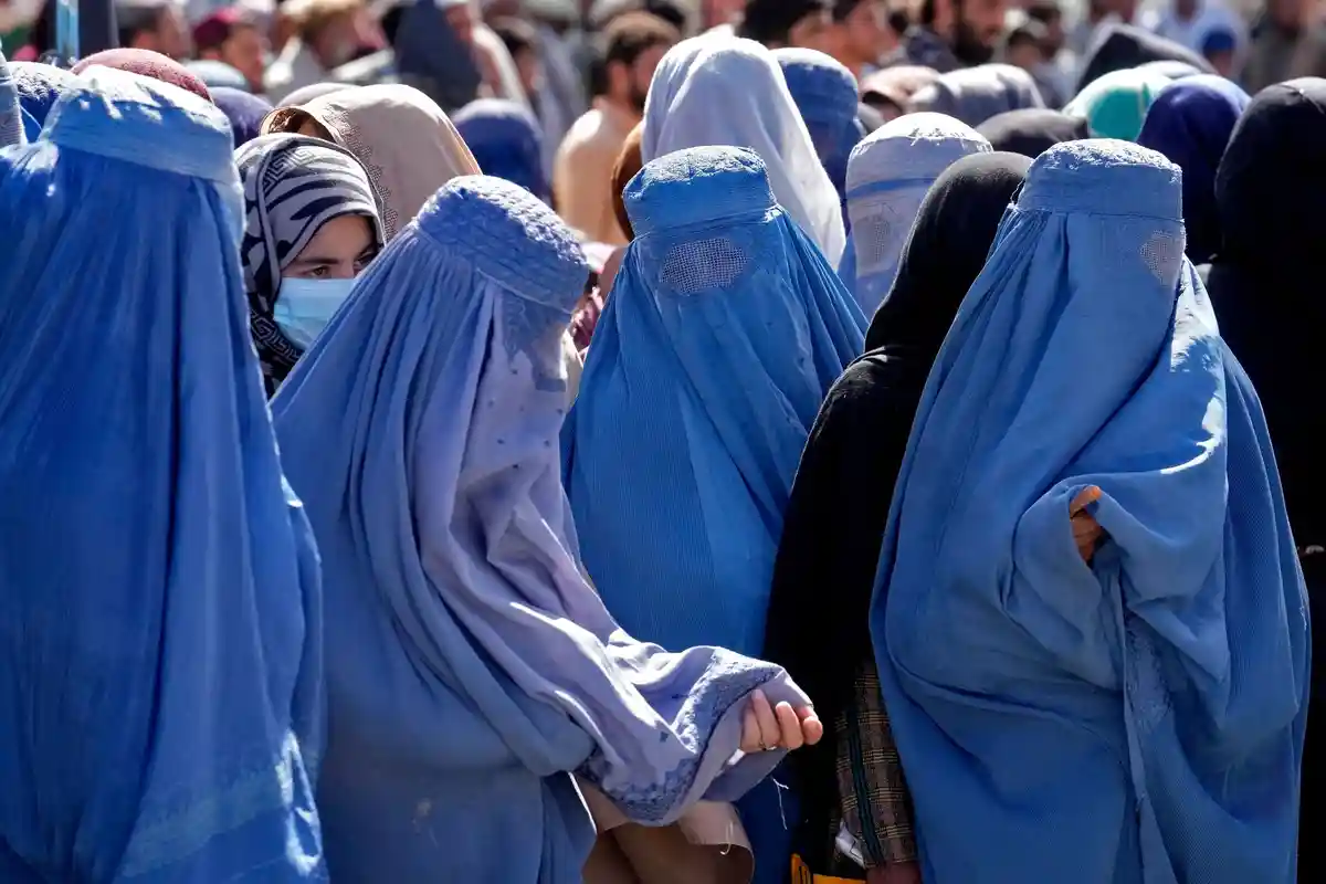 Афганские женщины призывают к большей защите своих прав