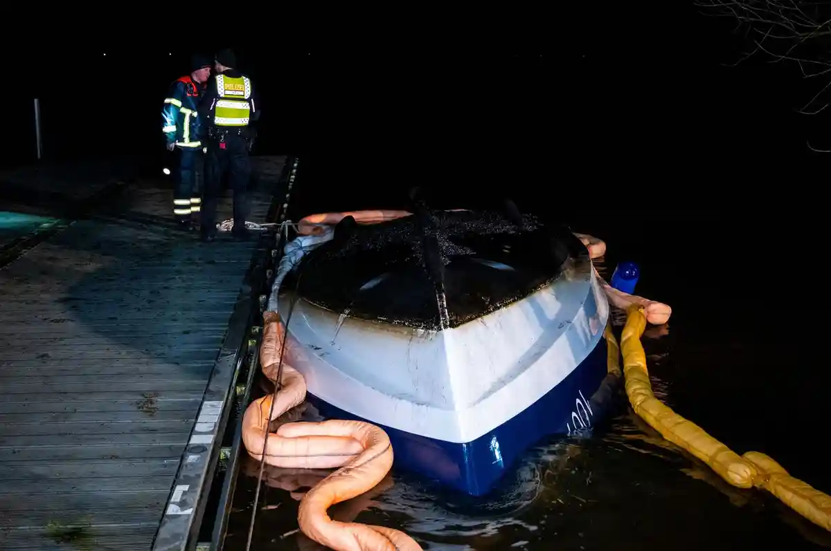 Раненые в результате аварии лодки на Голубиной Эльбе