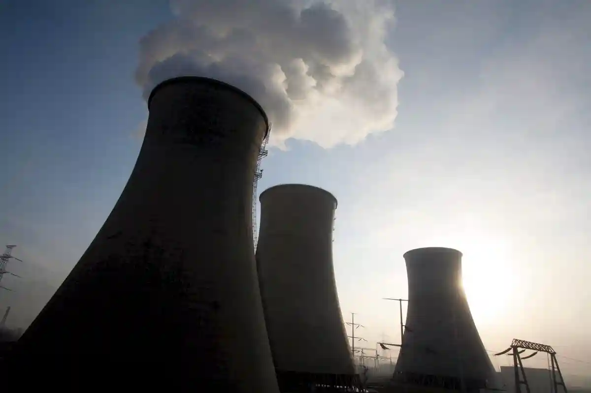 Китай массово строит новые угольные электростанции